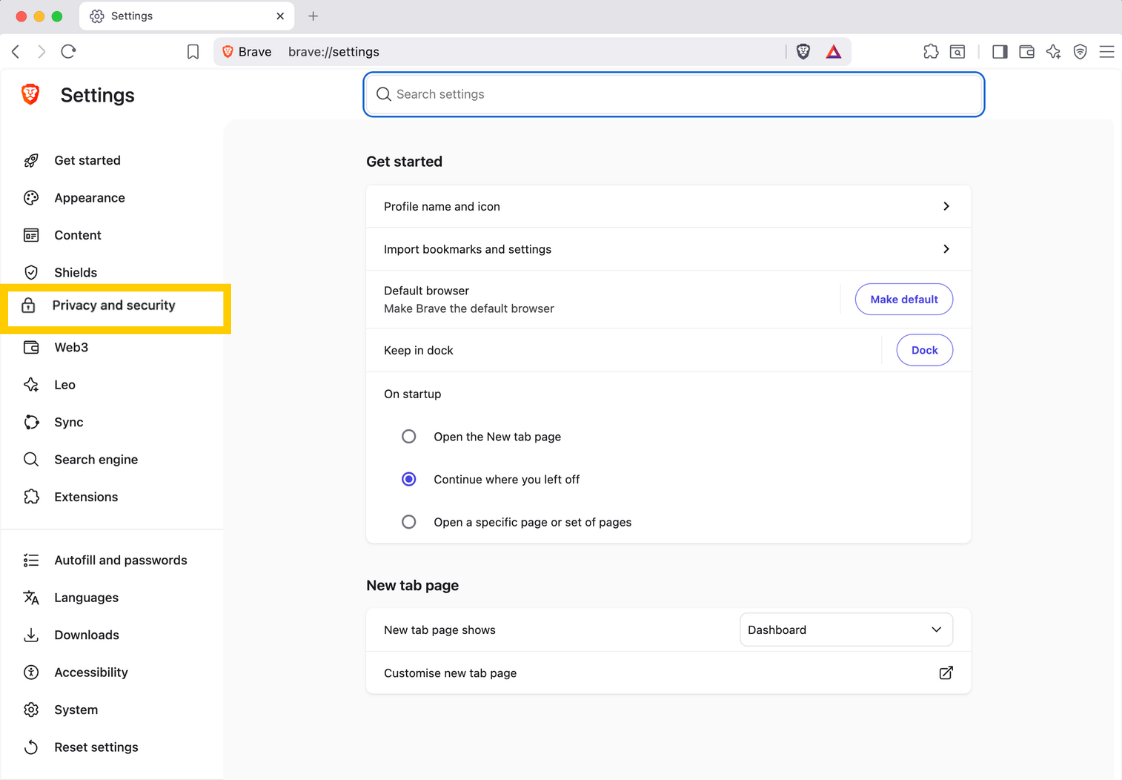 Brave browser settings showing privacy and security highlighted.
