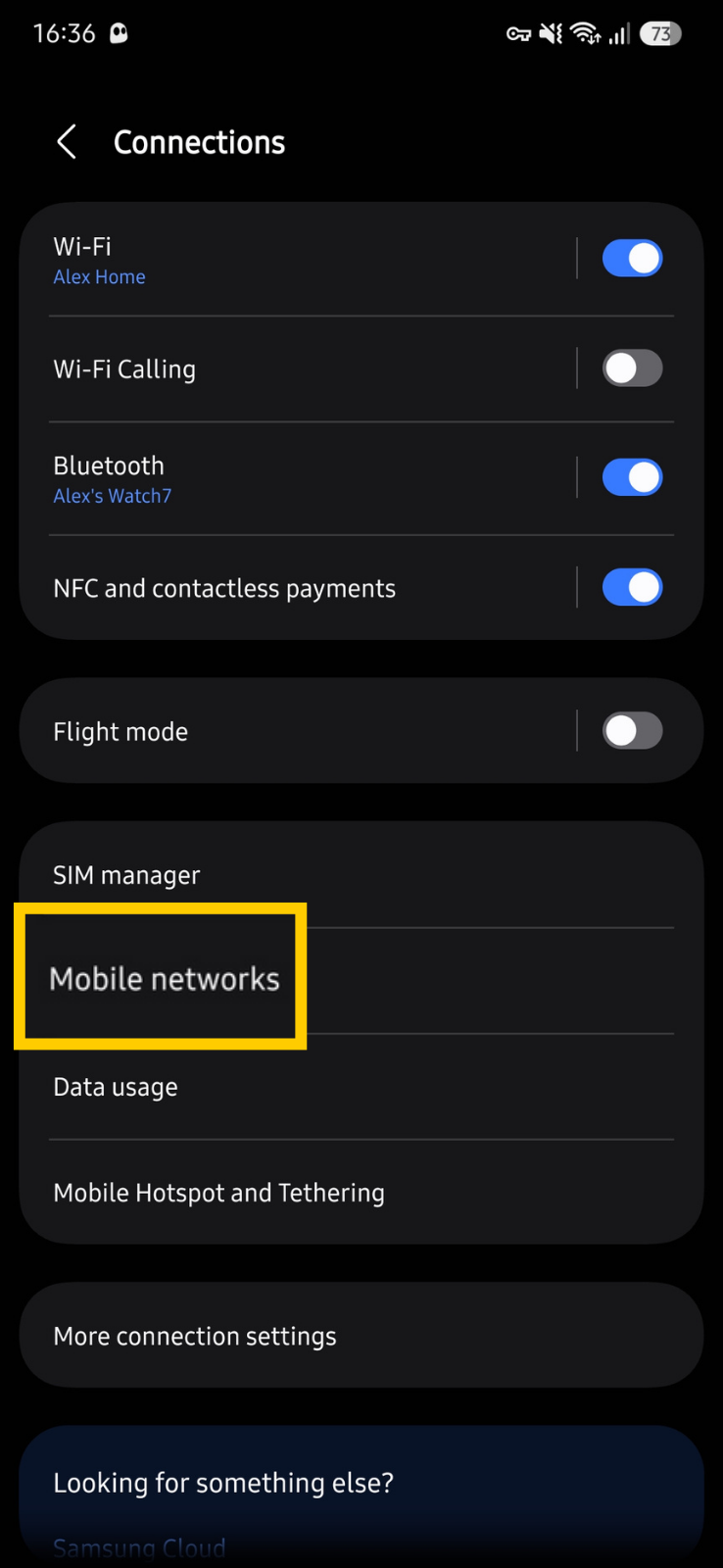 Android Connections settings page with the Mobile networks option selected.