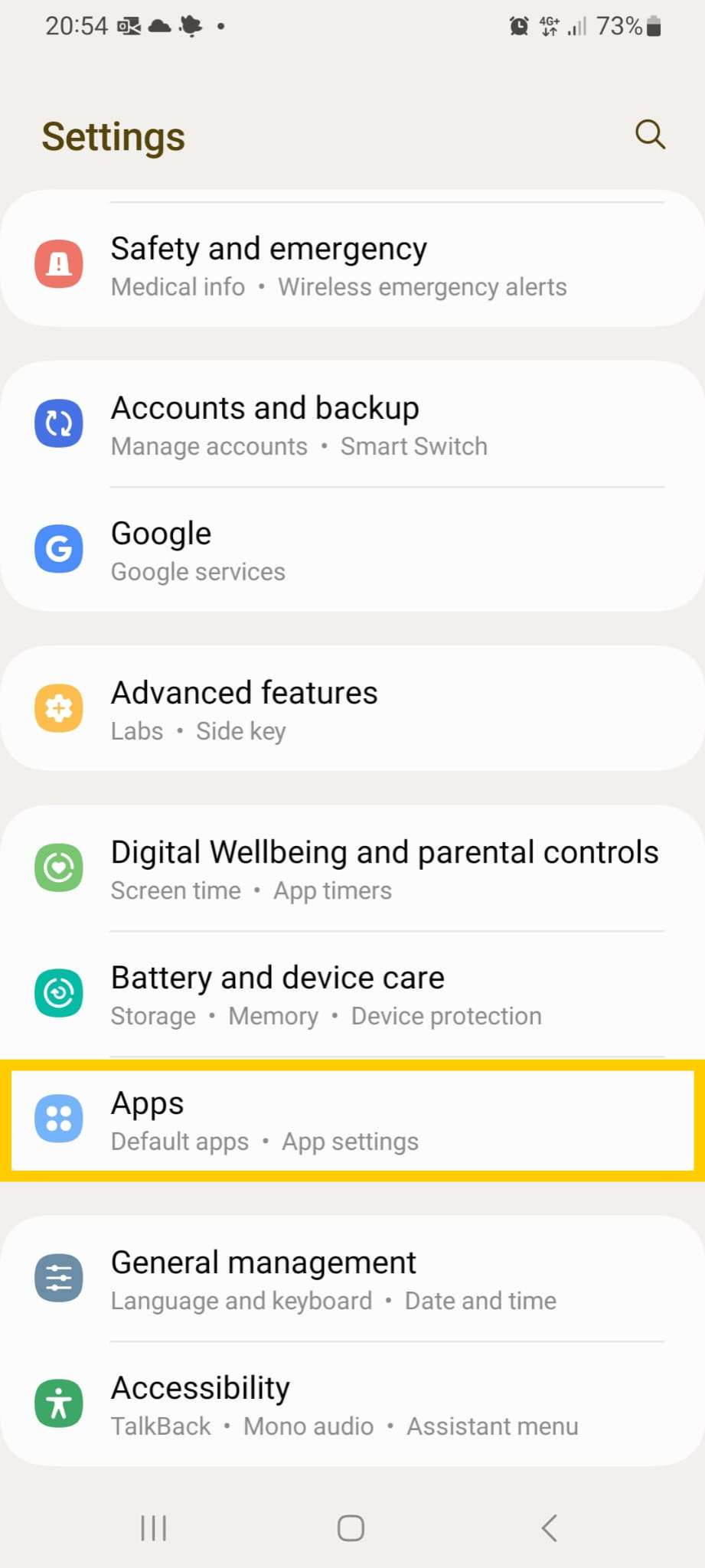 Les paramètres d'Android, avec l'option Applications en évidence.