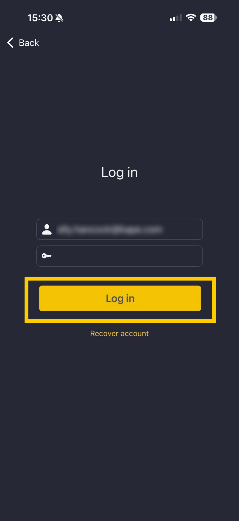 Die Anmeldeseite von CyberGhost VPN, auf der die Schaltfläche „Anmelden“ hervorgehoben ist.