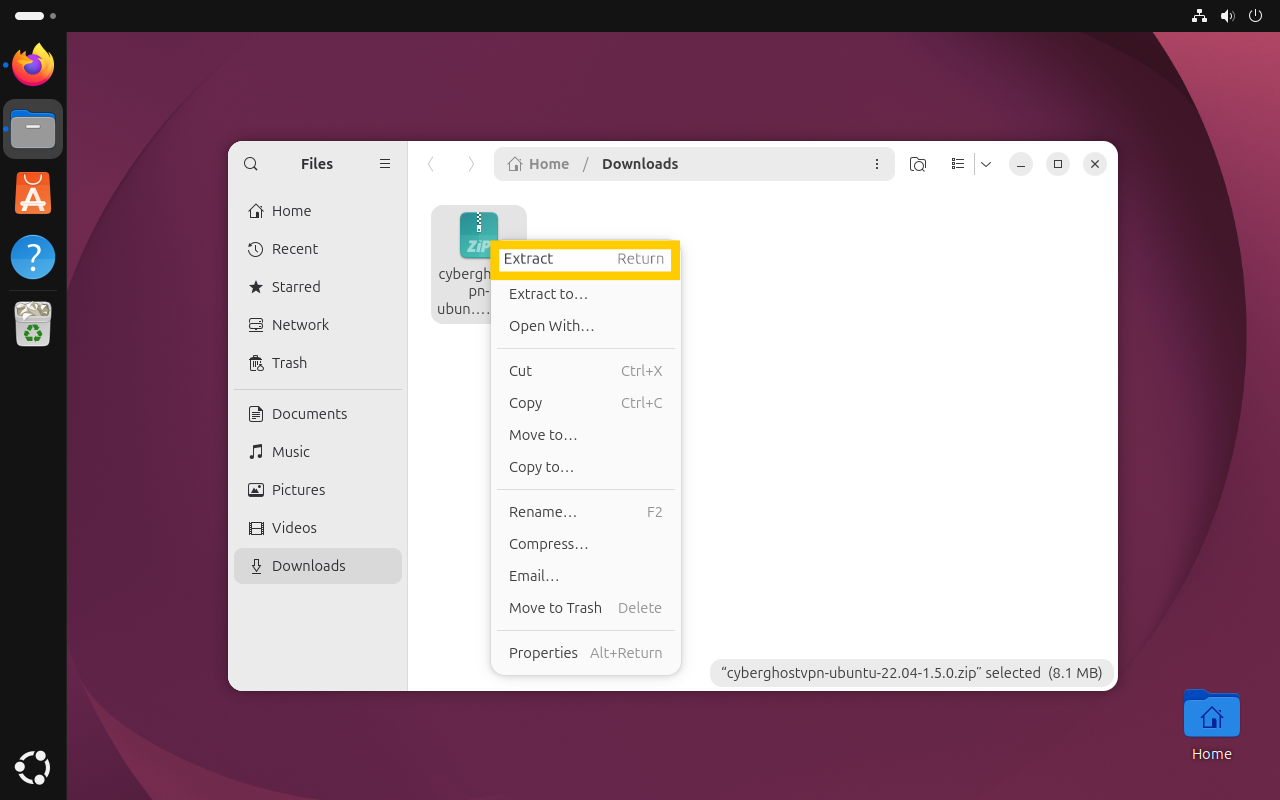 Gestionnaire de fichiers avec le fichier ZIP CyberGhost téléchargé, et l'option Extraire du menu contextuel (accessible par clic droit) mise en évidence dans un cadre jaune.