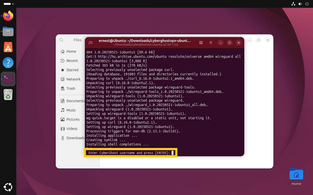 Das Terminal-Fenster, in dem der Fortschritt der CyberGhost-Installation angezeigt wird.