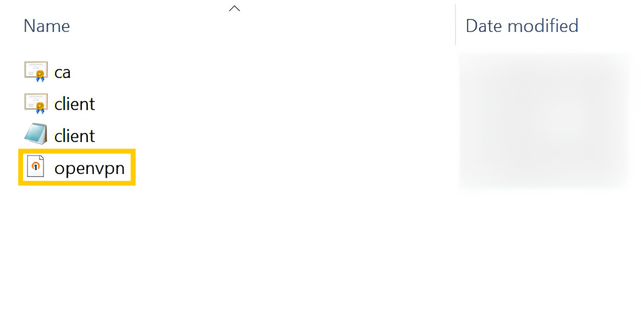 Dateien, die im Konfigurationsordner eines CyberGhost-VPN-Servers gefunden wurden. Die Datei „openvpn“ ist hervorgehoben.